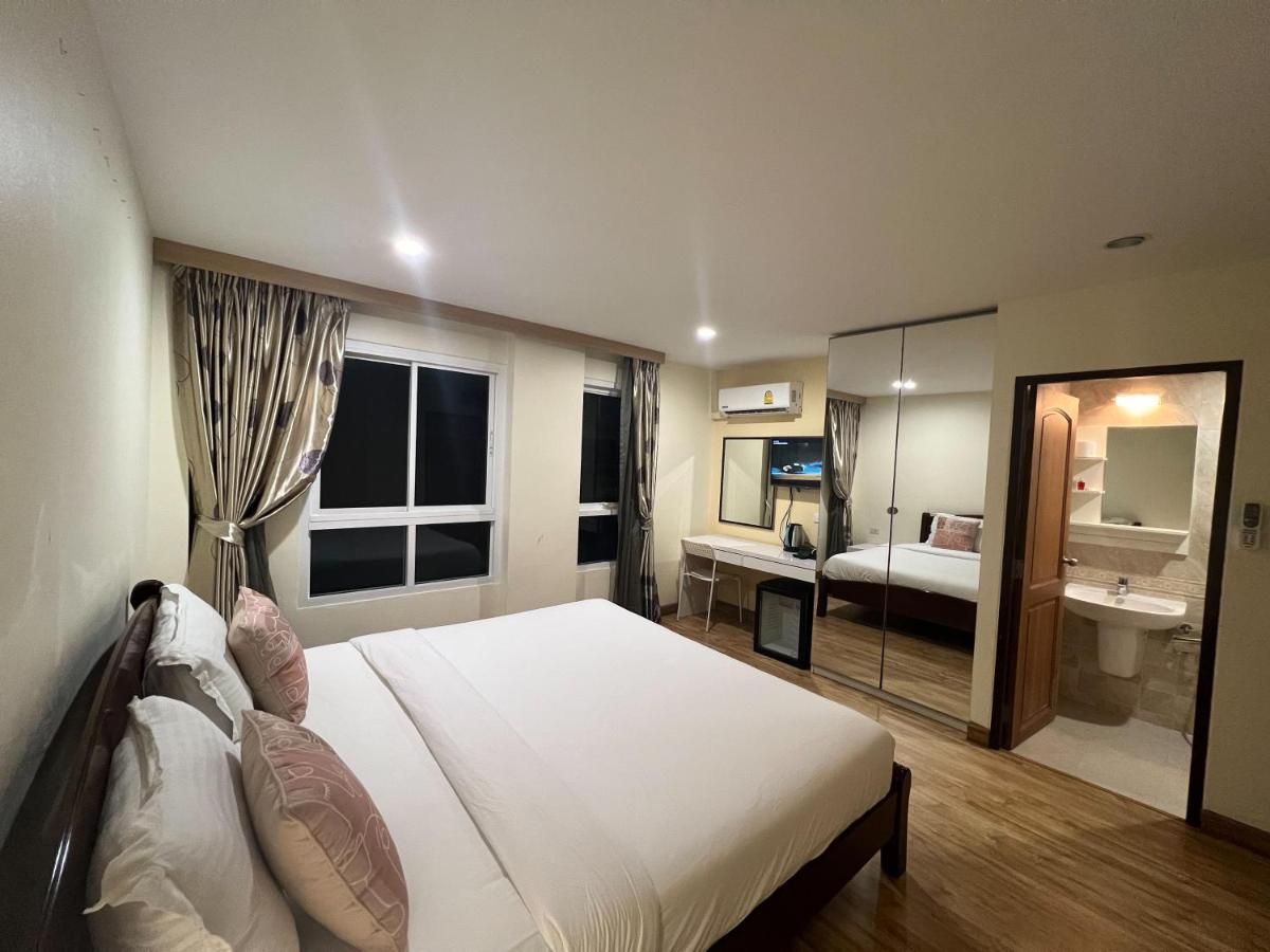 V Check Inn Sukhumvit 22 กรุงเทพมหานคร ภายนอก รูปภาพ