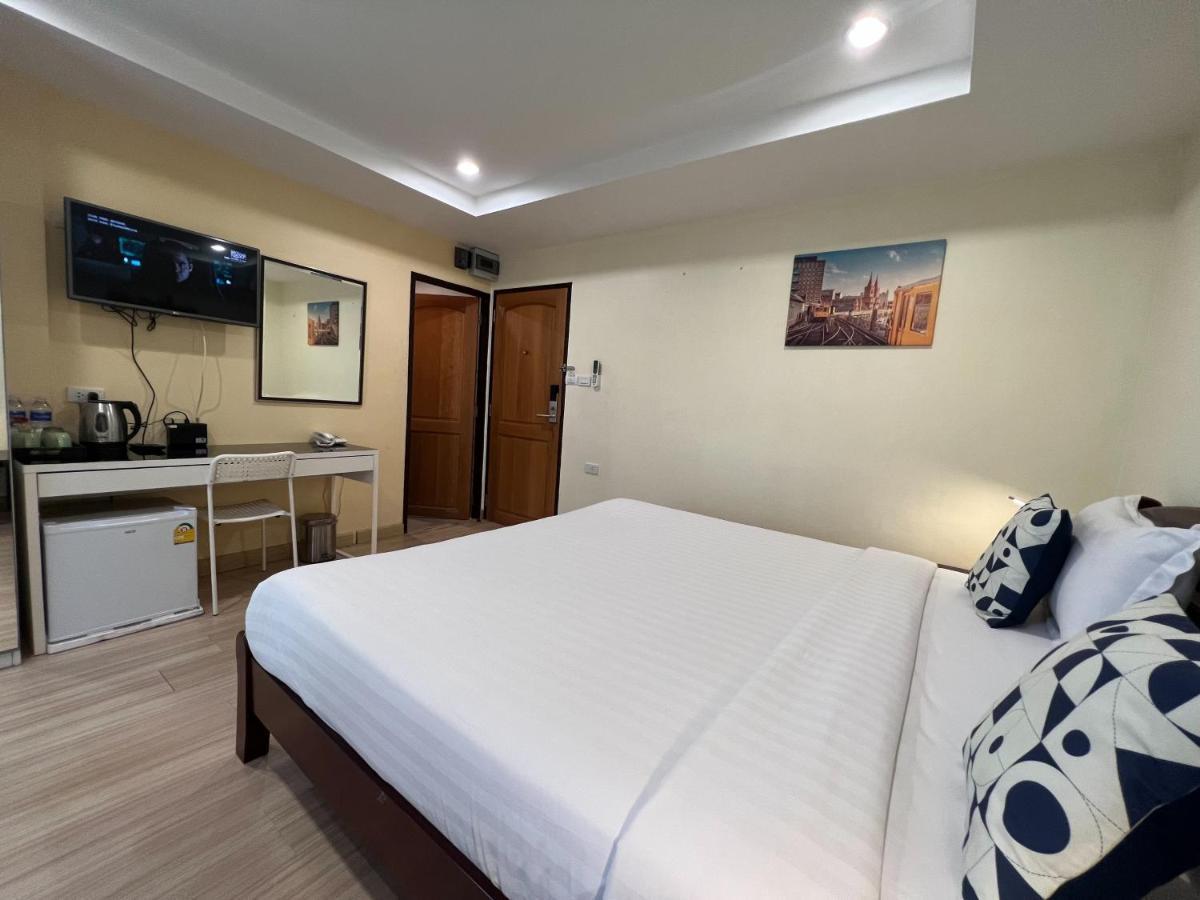 V Check Inn Sukhumvit 22 กรุงเทพมหานคร ภายนอก รูปภาพ