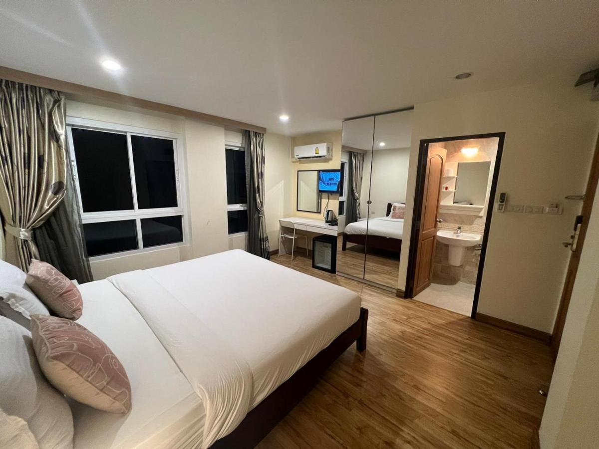 V Check Inn Sukhumvit 22 กรุงเทพมหานคร ภายนอก รูปภาพ
