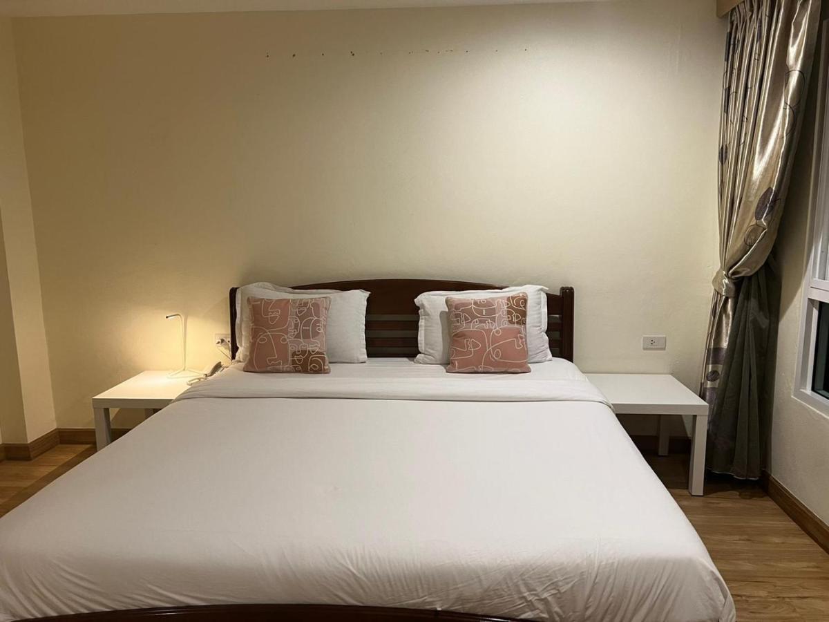 V Check Inn Sukhumvit 22 กรุงเทพมหานคร ภายนอก รูปภาพ